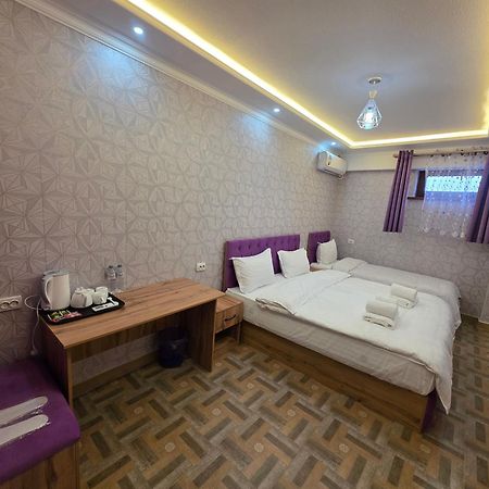 Samarkand Imron Hotel Luaran gambar