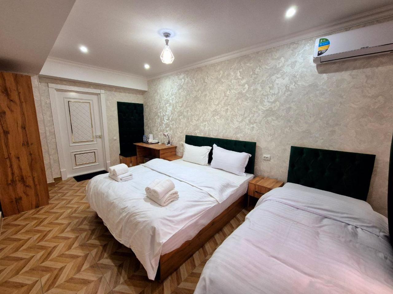 Samarkand Imron Hotel Luaran gambar
