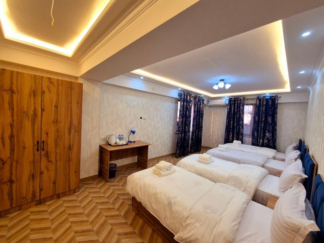 Samarkand Imron Hotel Luaran gambar