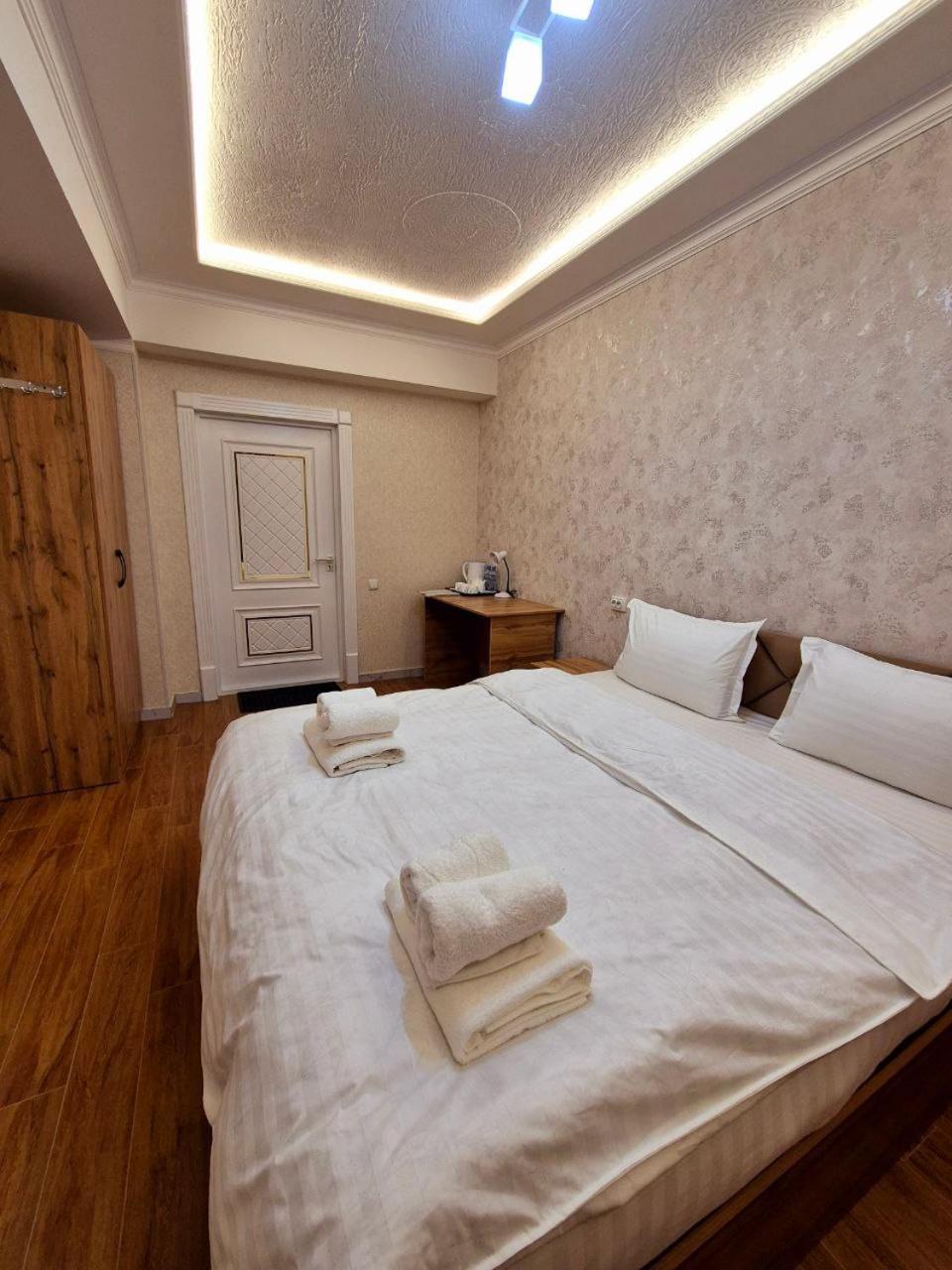 Samarkand Imron Hotel Luaran gambar