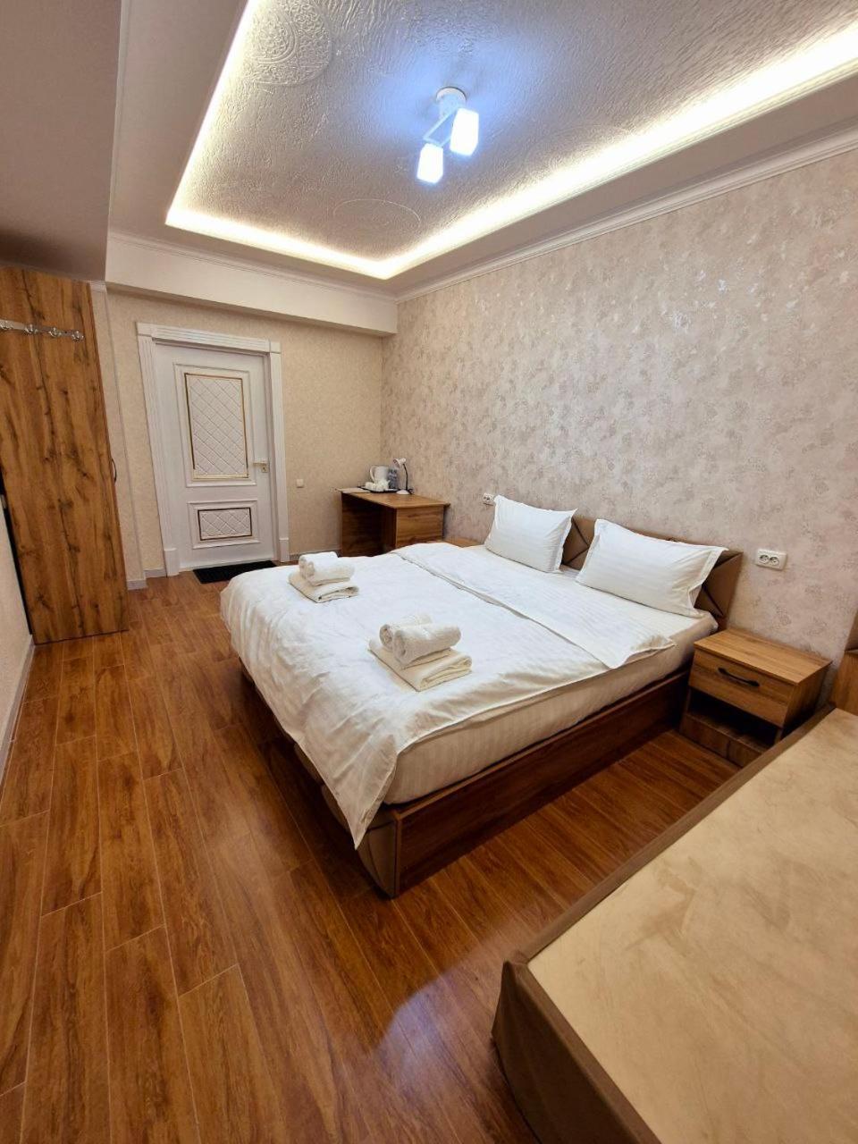 Samarkand Imron Hotel Luaran gambar
