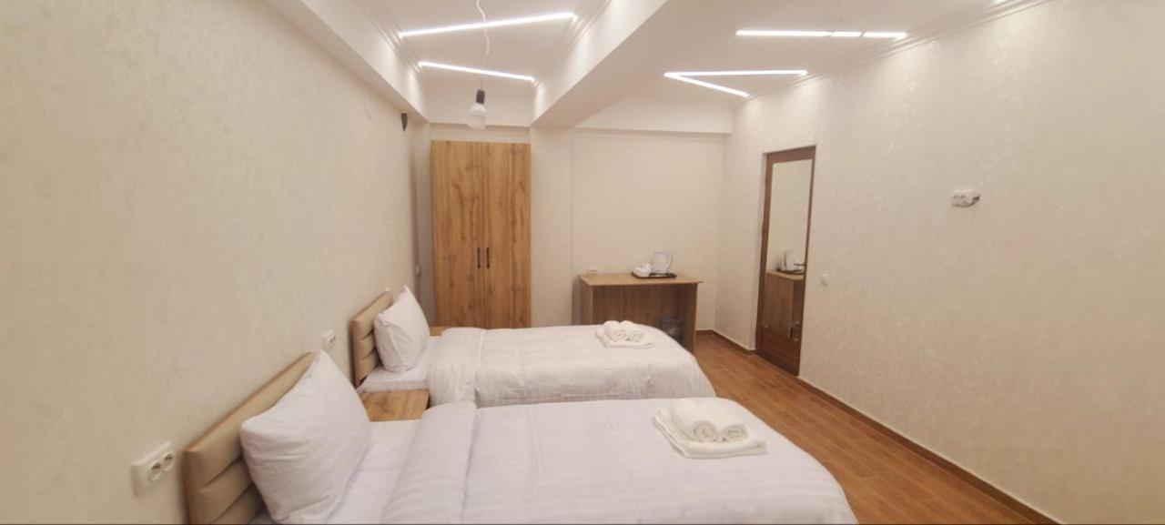 Samarkand Imron Hotel Luaran gambar